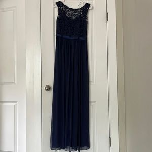 David’s Bridal size: 6 color: navy bridesmaid dress